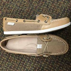 NEVER WORN Sperry Women's Size 8 boat shoe